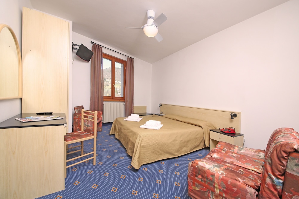 Standard Double Room, Balcony photo 1