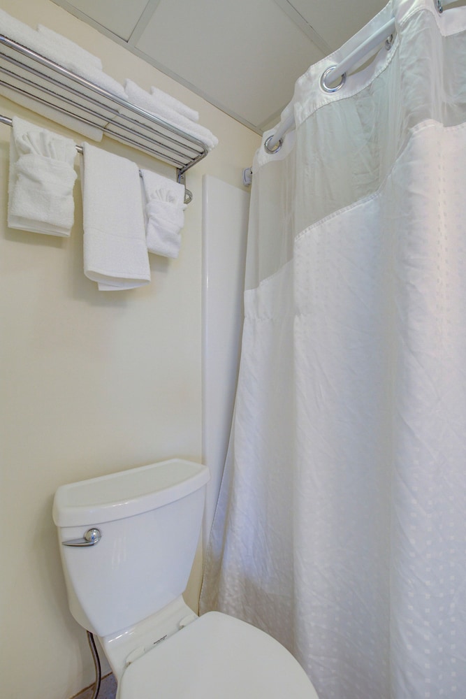 Room 220 photo 2