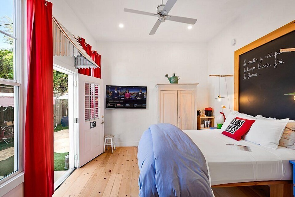 Standard Room, 2 Queen Beds photo 2