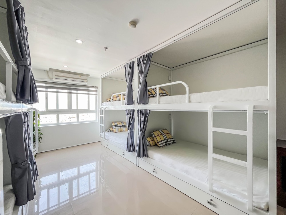 Deluxe Shared Dormitory