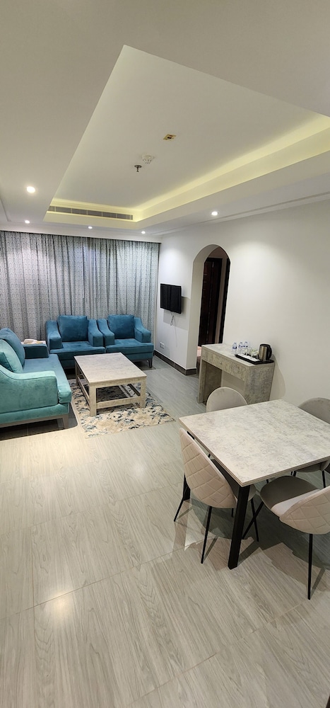 Green Leaf Hotel — photo 11