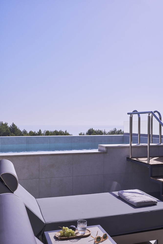 Junior Studio Suite, Private Pool, Sea View (Cozy Pool) - Photo 11