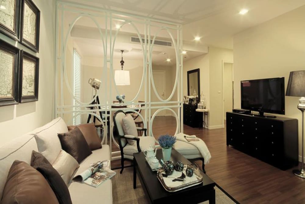 One Bedroom Suite photo 3