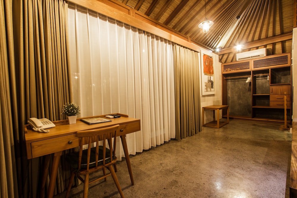 Villa photo 3