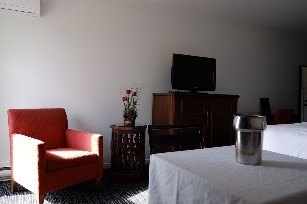 Superior King Room with Fireplace