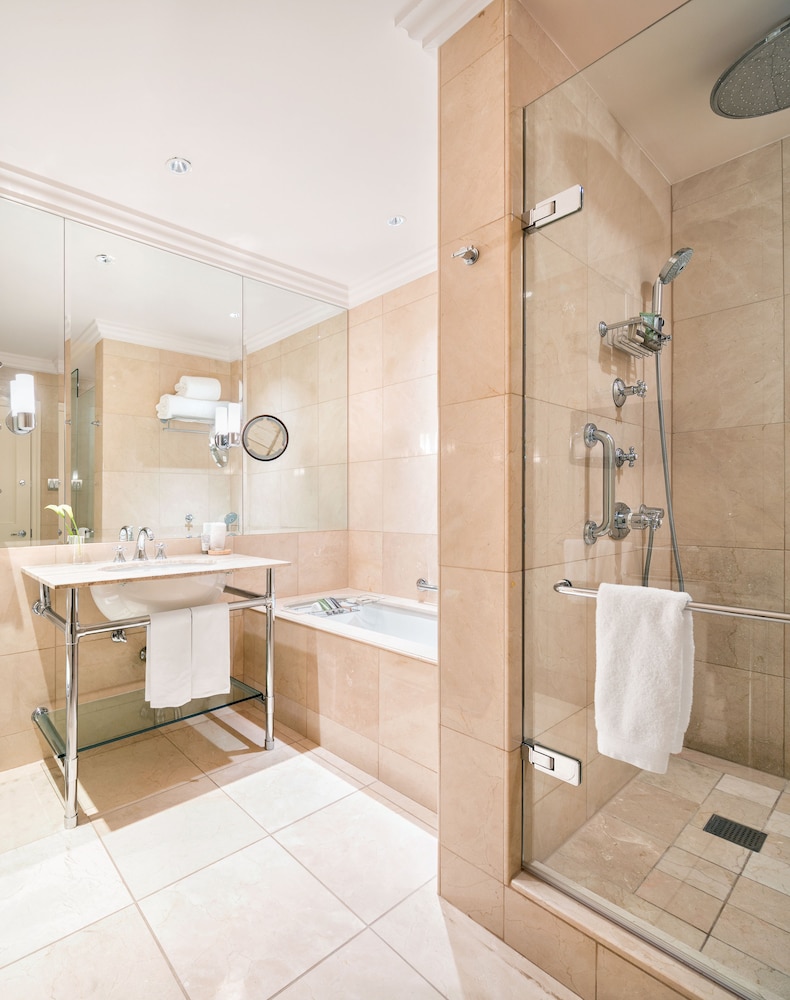 Executive Suite, 1 King Bed