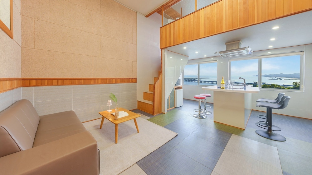 Basic Room, 1 Bedroom (Room 302)