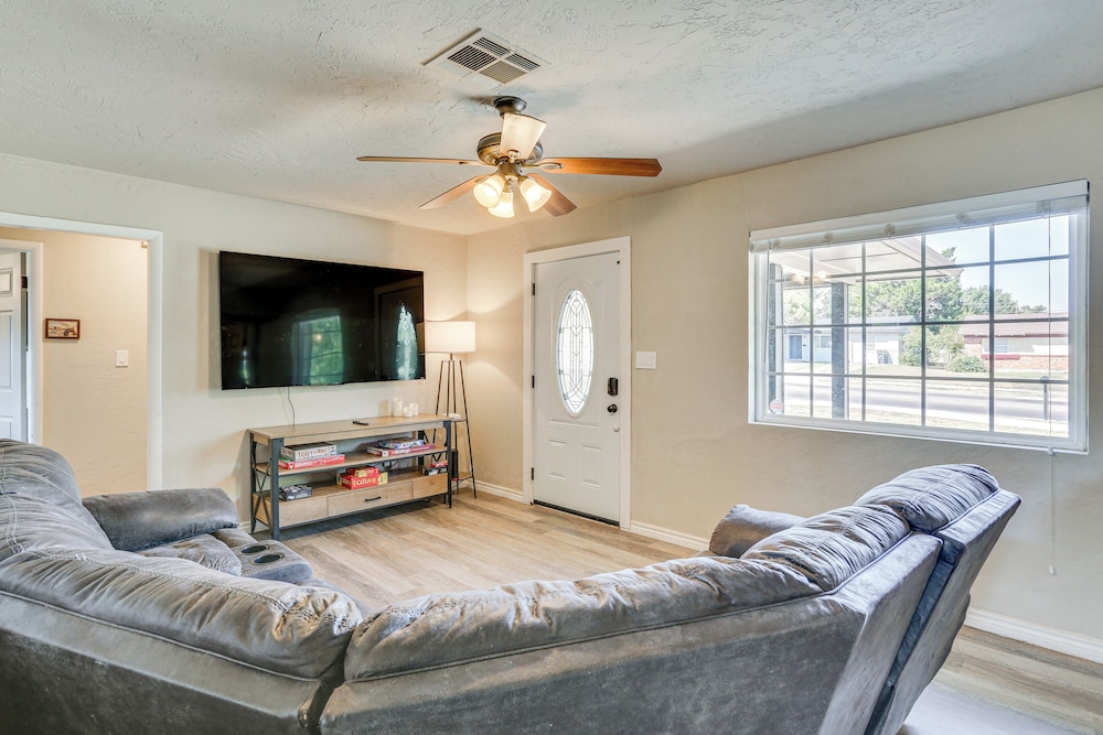 House (4 Bedrooms) photo 2