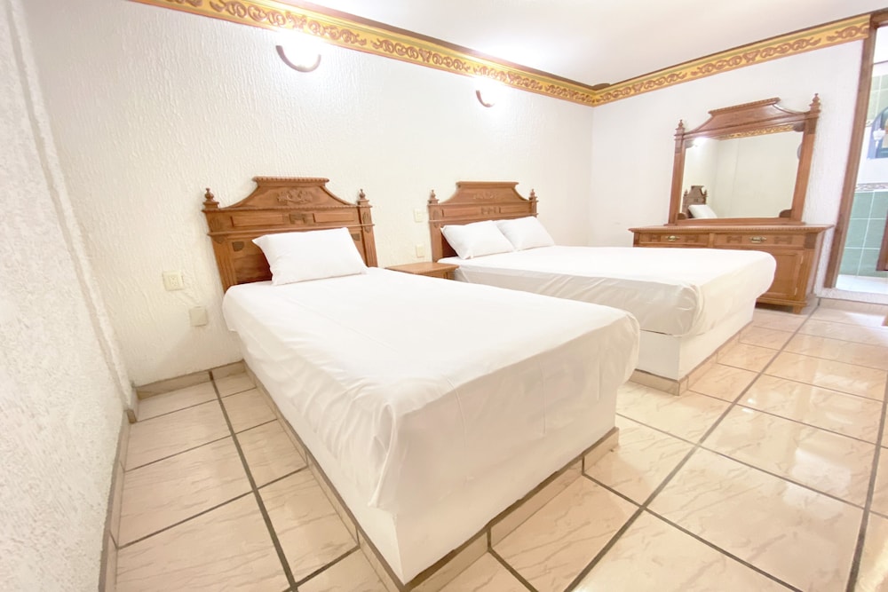 Standard Room (1 Single Bed)