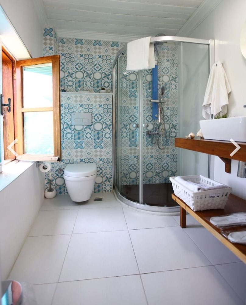 Standard Double Room, City View photo 3