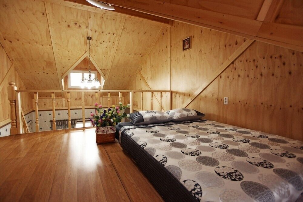 Room (Blueberry (Family)) - Photo 5