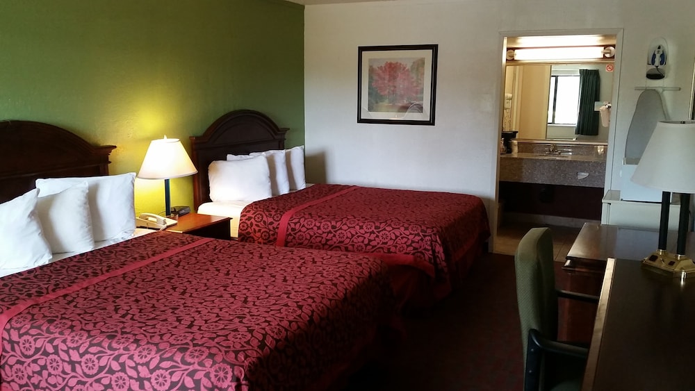 Convenient, Double Room, 2 Double Beds photo 2