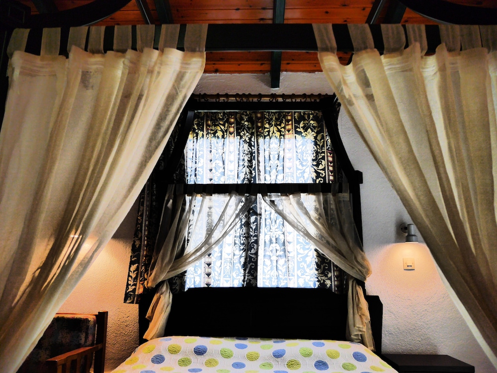 Family Studio, Sea View