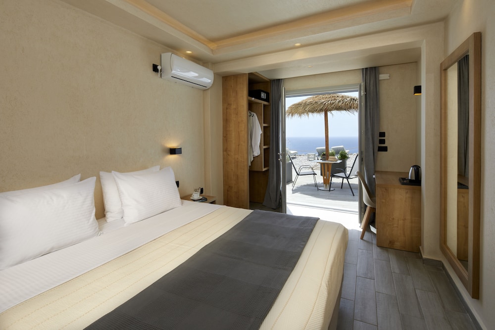 Deluxe Double or Twin Room, Sea View - Photo 4