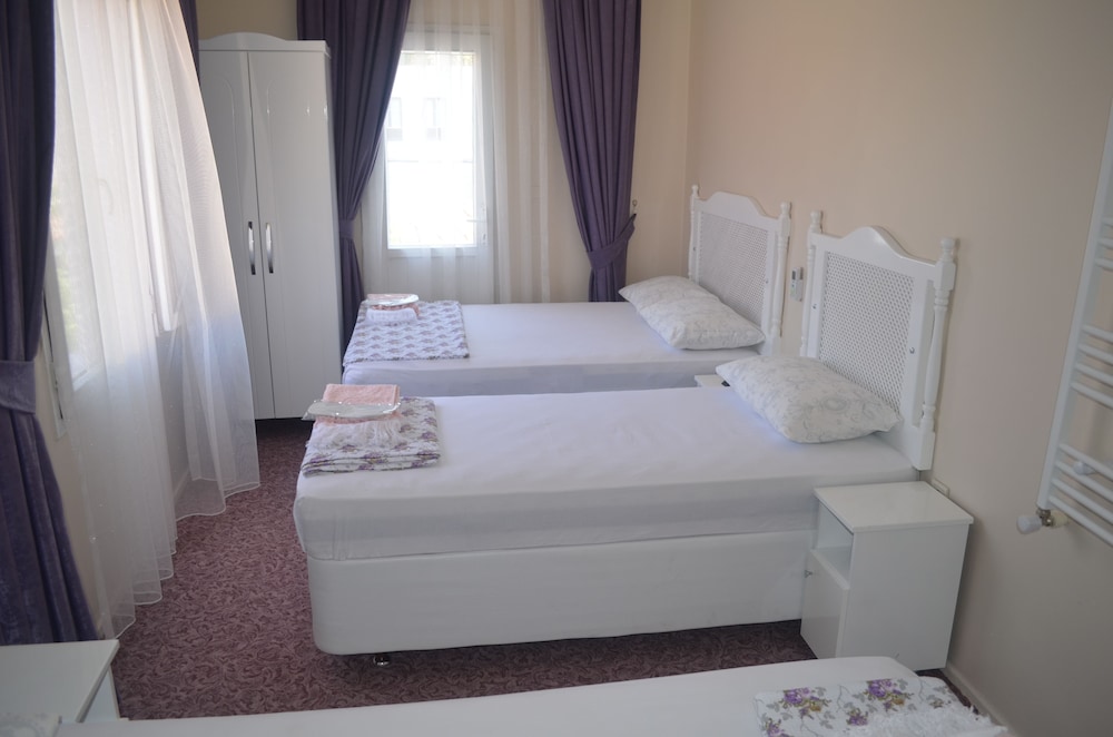 Grand Quadruple Room, Balcony photo 1