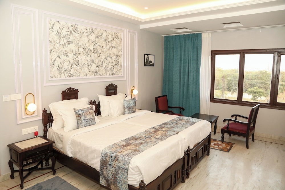 Super Deluxe Twin bed