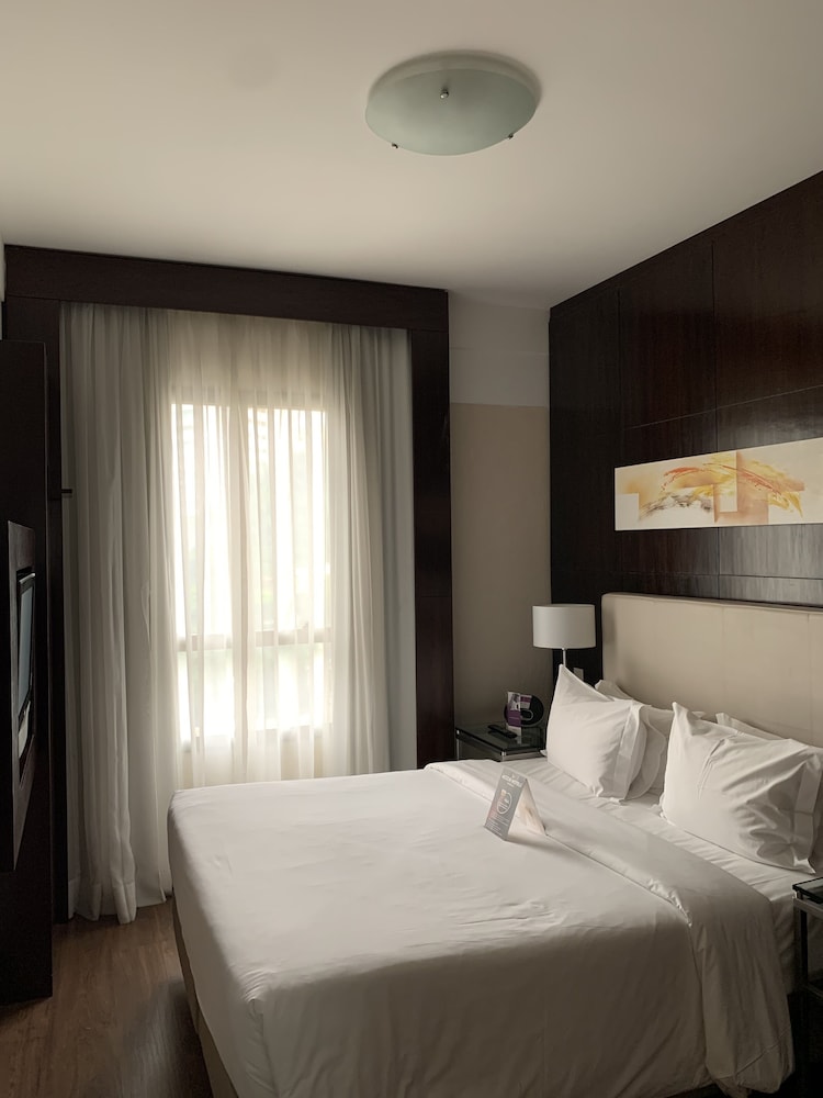 Junior Suite, 1 Double Bed - Photo 2