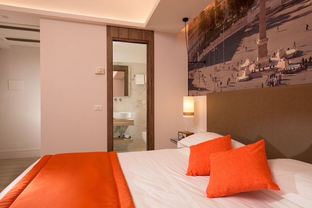 Design Double Room thumbnail 6