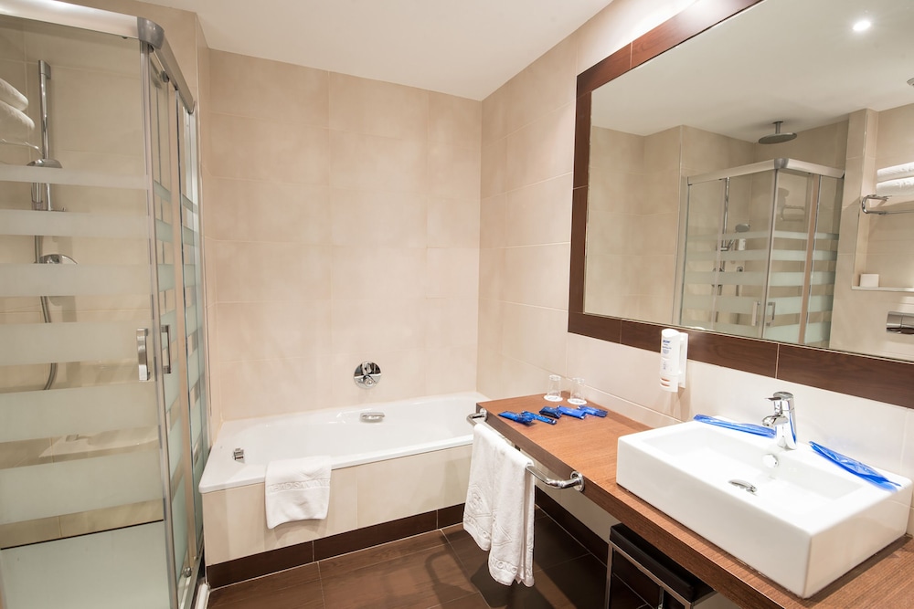 Standard Double Room - Photo 4
