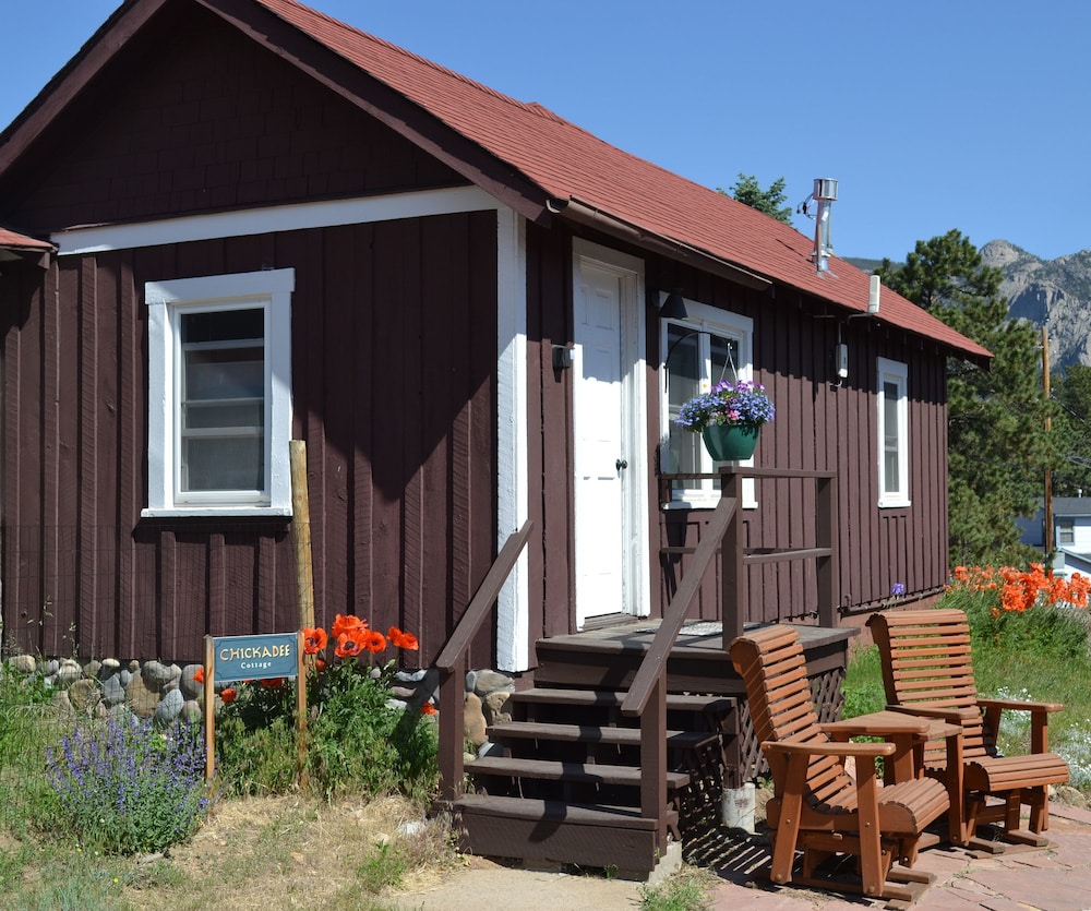 Chickadee Cottage photo 2