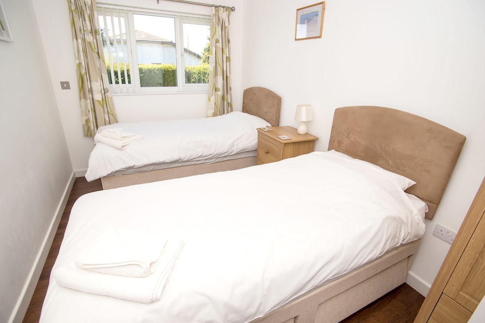 Luxury Cottage, 3 Bedrooms (3BEDRO57) photo 3