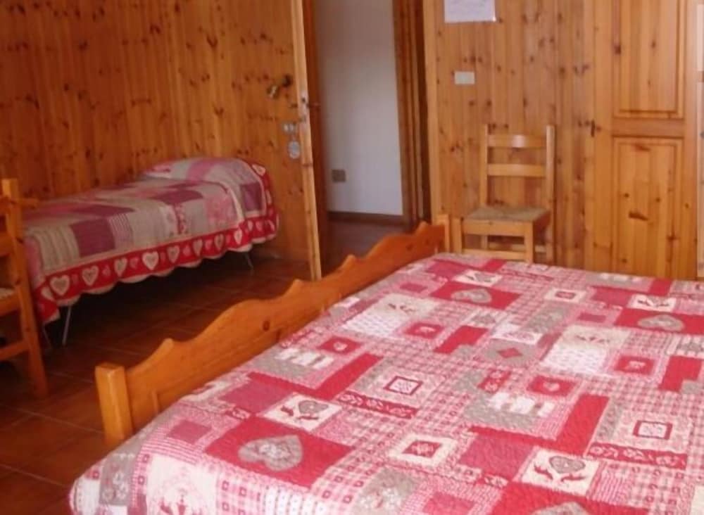 Quadruple Room, Mountain View photo 1