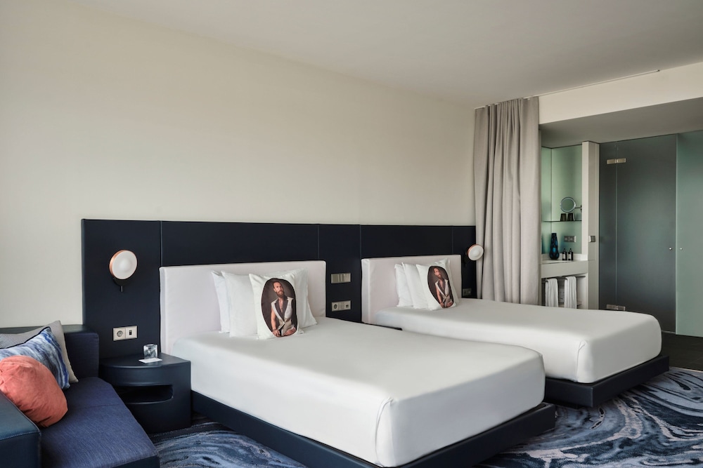 Wonderful Room, Room, 2 Twin Beds, Marina View