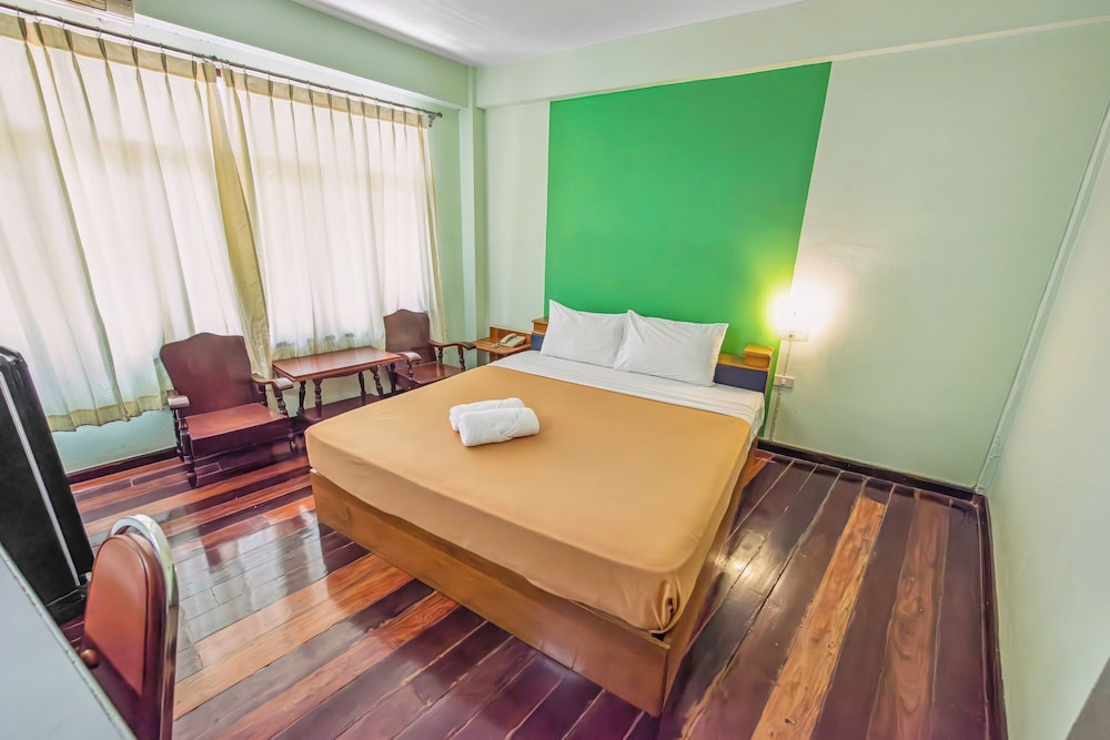 Standard King Room - Photo 1