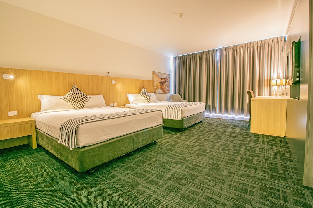 Ocean Side Twin Room - Photo 4