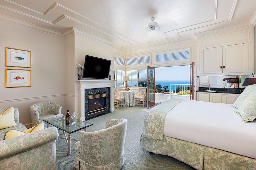 Suite, 1 King Bed photo 1