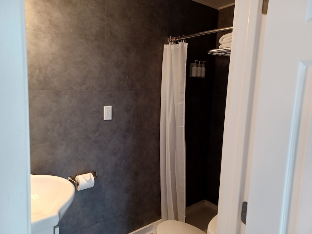 Room 5 photo 2