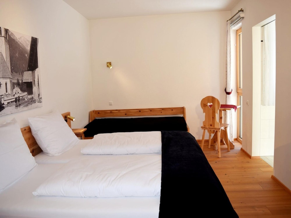 Apartment photo 3