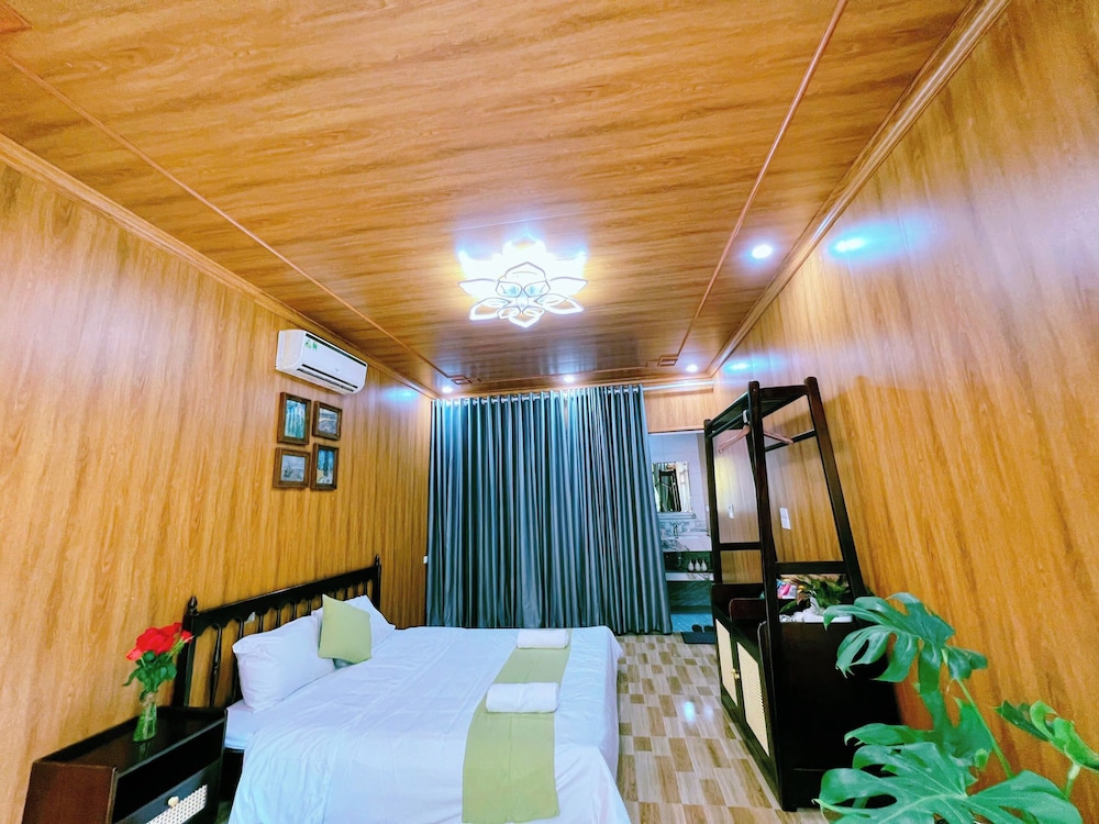 Deluxe Double Room, Private Bathroom