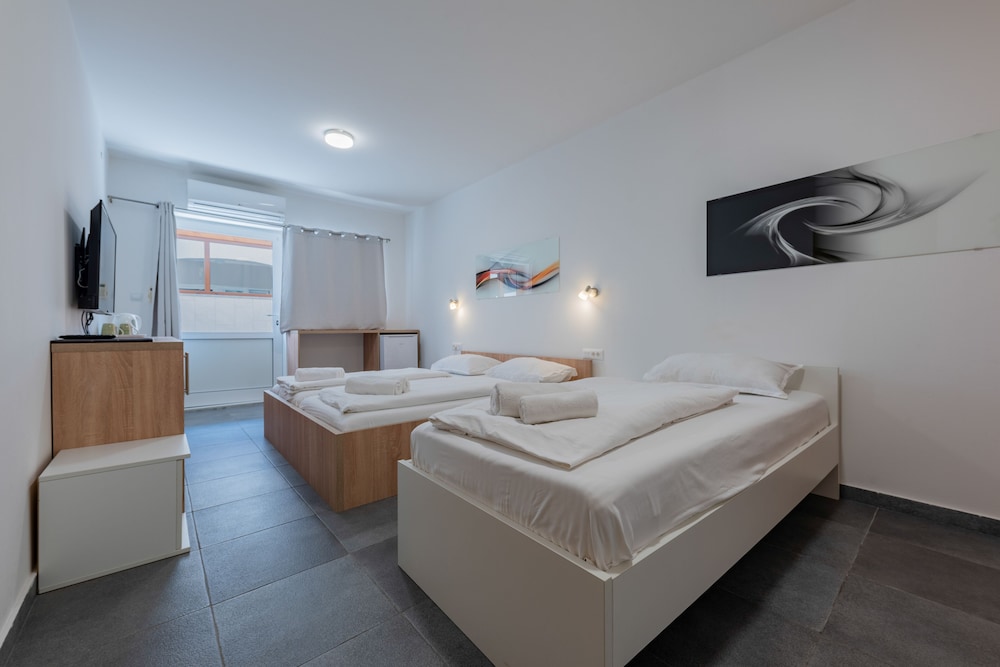 Room Comfort with patio for 3