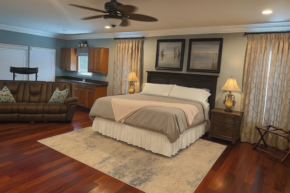 House (4 Bedrooms)
