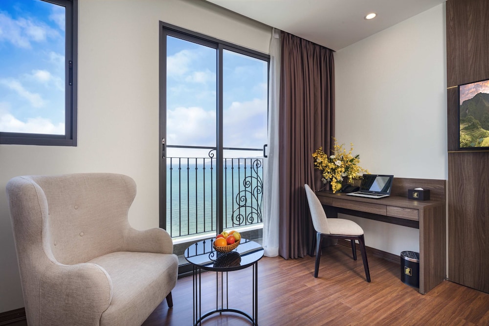 FAMILY OCEAN VIEW - Photo 4