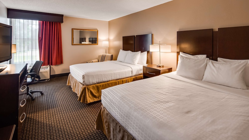 Standard Room, 2 Double Beds, Non Smoking, Refrigerator & Microwave
