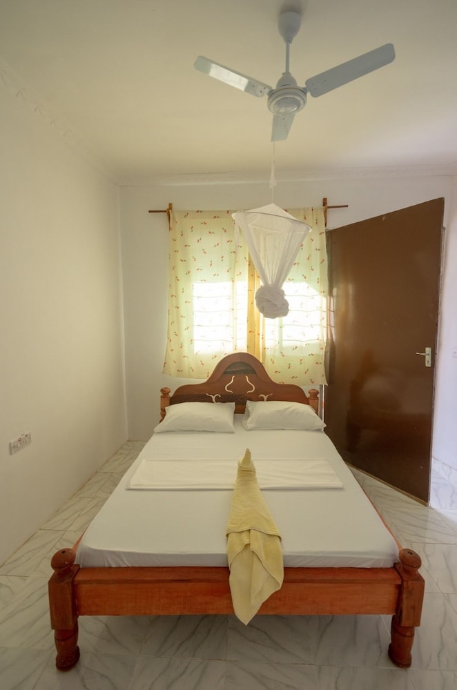 Basic Double Room, 1 Double Bed, Accessible, Garden View photo 1
