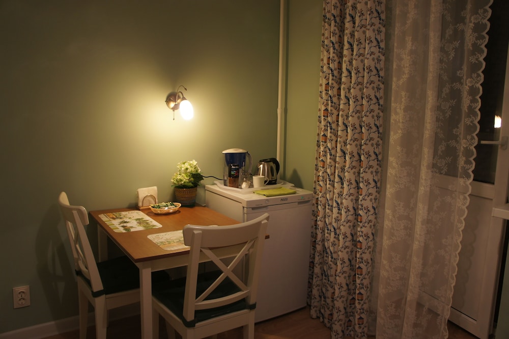 Standard Single Room, Shared Bathroom photo 3