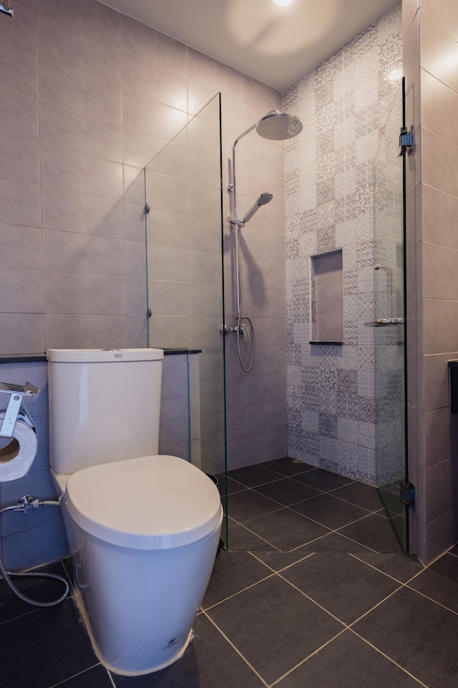 Standard Twin Room - Photo 5