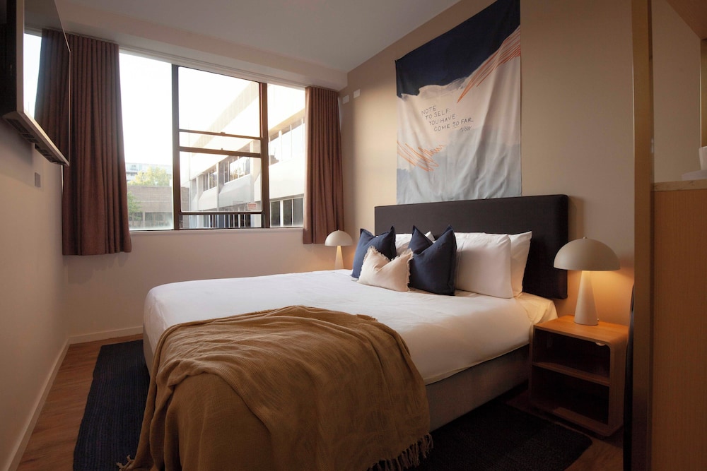 Private Queen Room photo 2