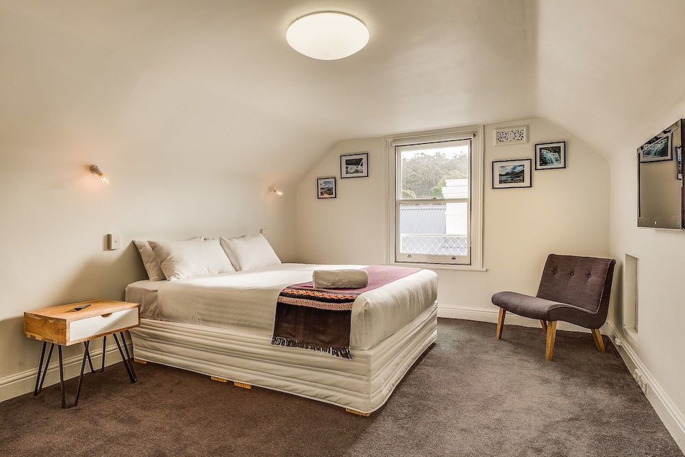 Deluxe House, 3 Bedrooms photo 2