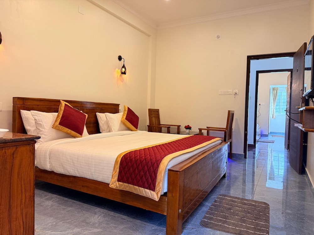 Premium Double Room, City View
