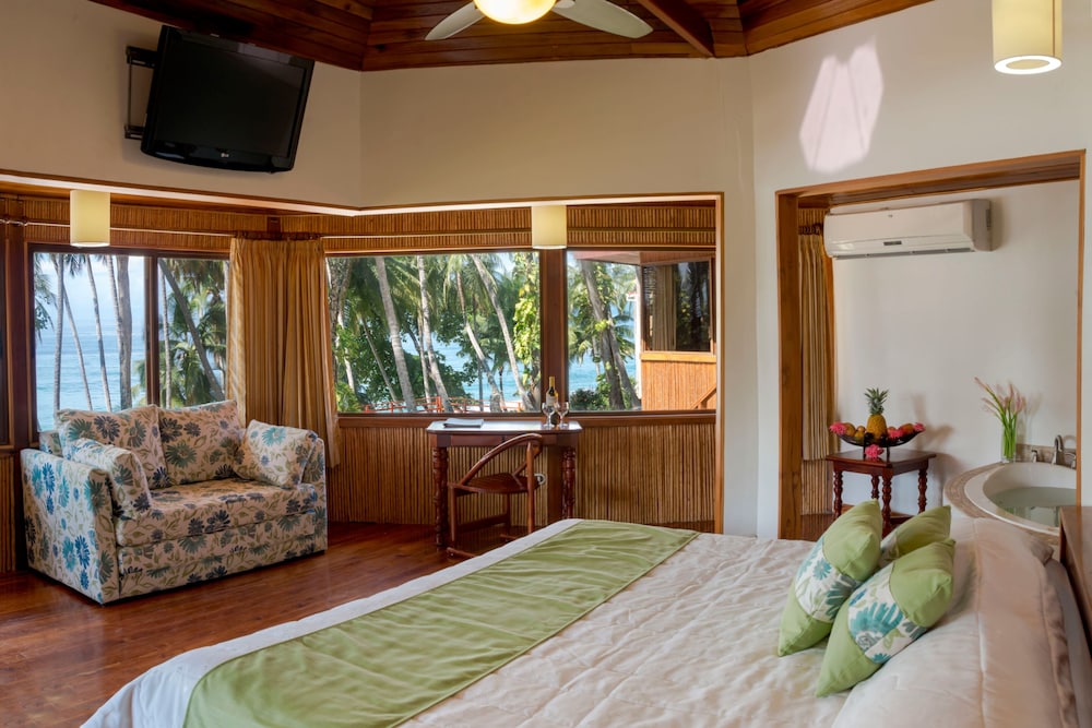 Suite, Ocean View (Tiki Suite) photo 1