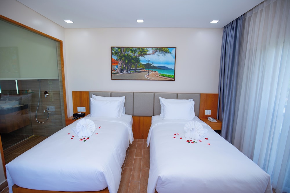 Superior Twin Room photo 2