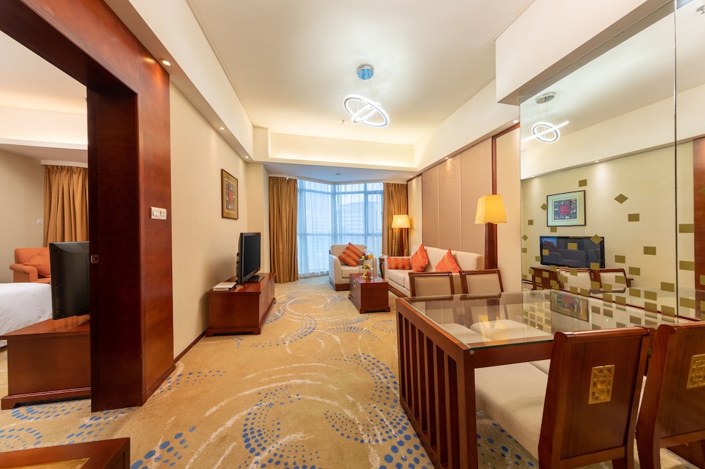 Suite, 1 Bedroom, Club Lounge Access - Photo 6
