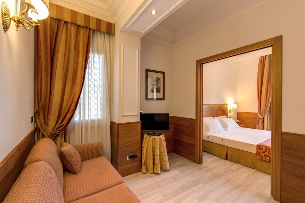 Quadruple Room photo 1