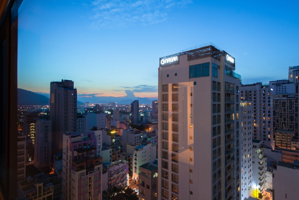 Superior Double or Twin Room, City View photo 3