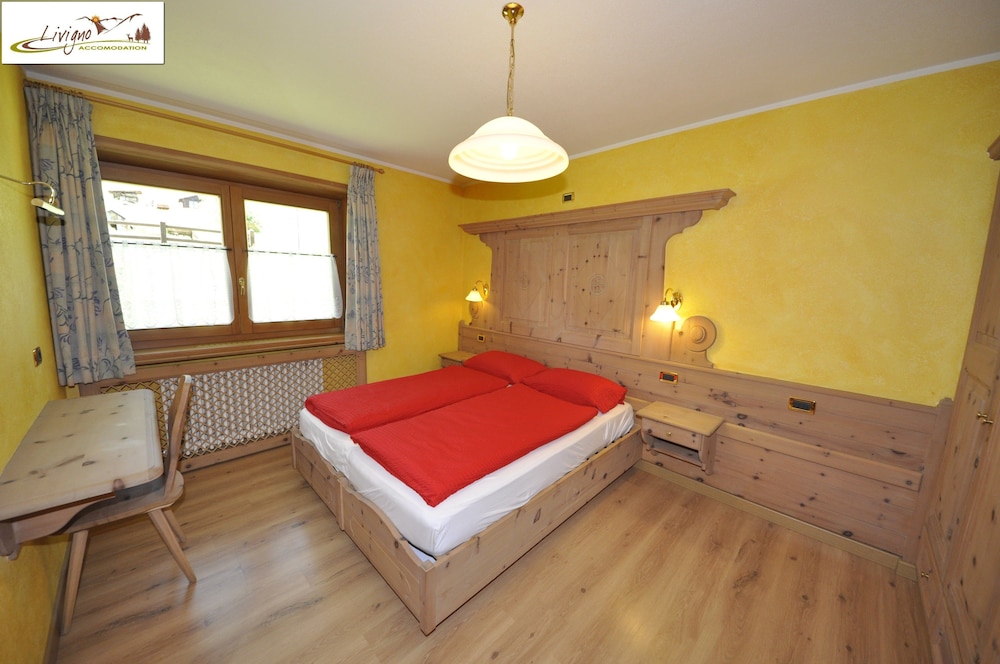 Superior Apartment, 2 Bedrooms, 2 Bathrooms, Mountain View