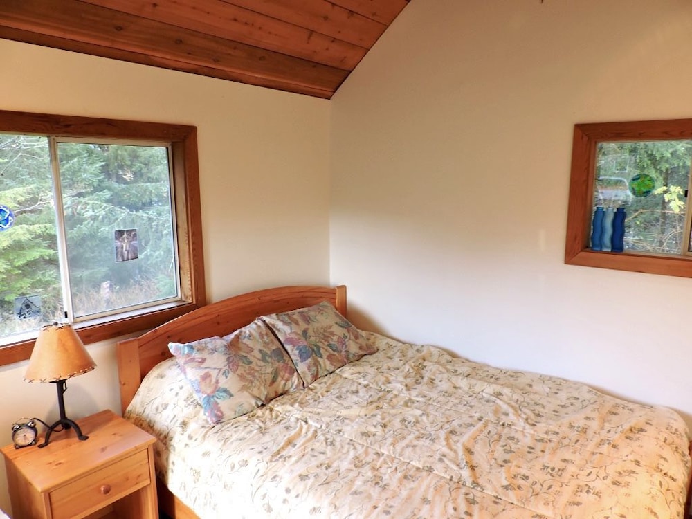 Rustic Cabin With Outhouse photo 1